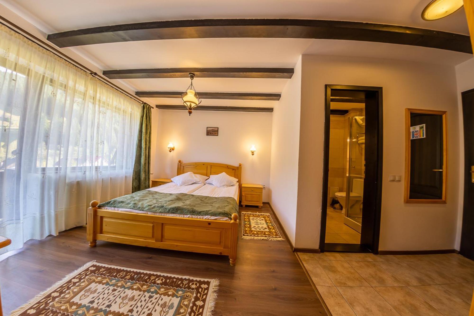 Bed and Breakfast Poiana Soarelui Moeciu De Sus Exterior foto